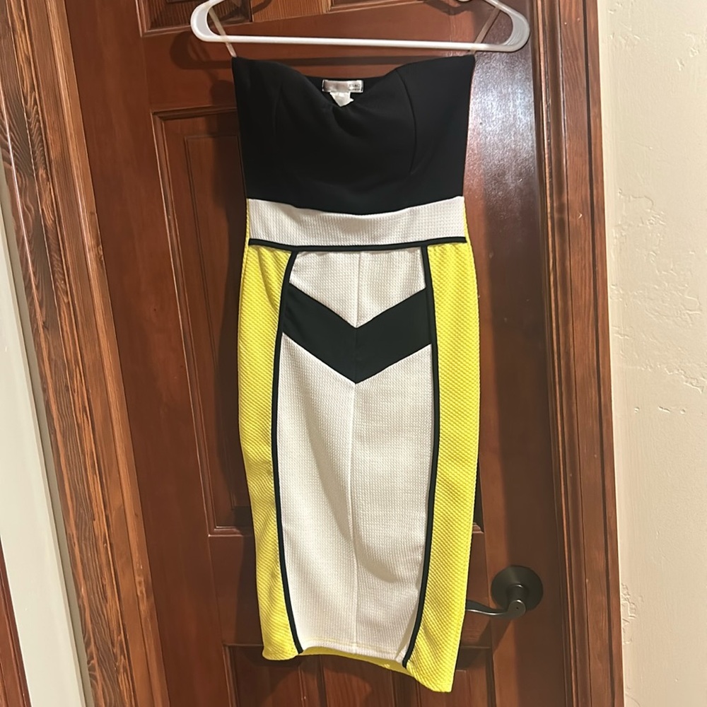 Strapless women’s dress size Small